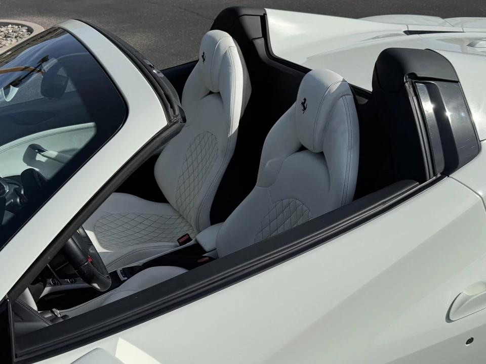 2018 Ferrari 488 Spider - Image 30 of 31