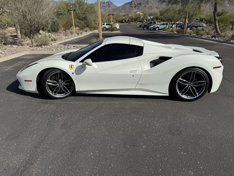 2018 Ferrari 488 Spider - Image 10 of 31