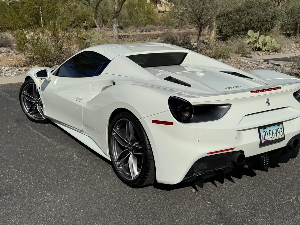 2018 Ferrari 488 Spider - Image 13 of 31