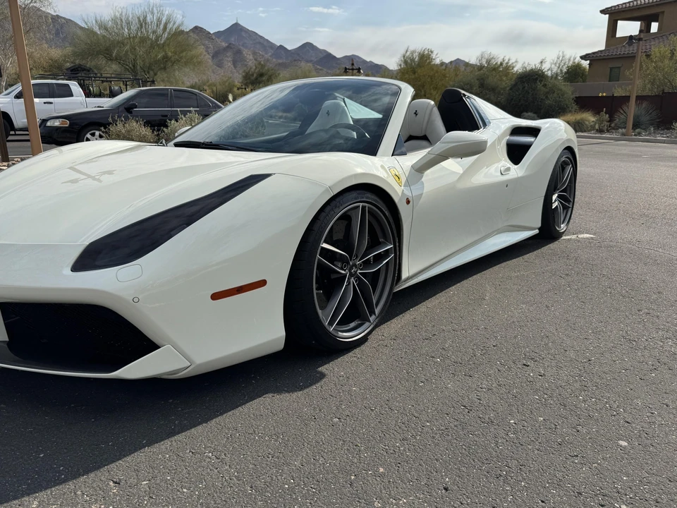 2018 Ferrari 488 Spider - Image 17 of 31