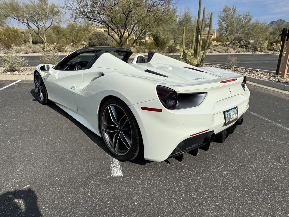 2018 Ferrari 488 Spider - Image 4 of 31