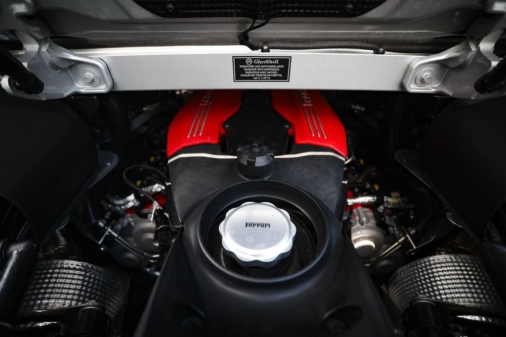 2018 Ferrari 488 Spider - Image 25 of 31