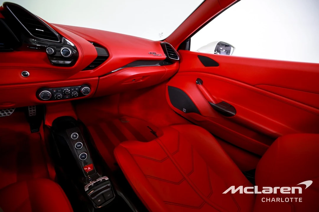2018 Ferrari 488 - Image 16 of 31