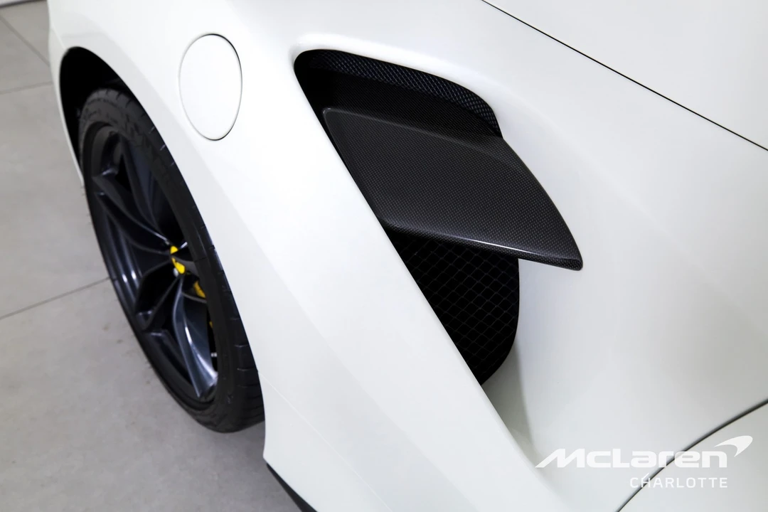 2018 Ferrari 488 - Image 30 of 31