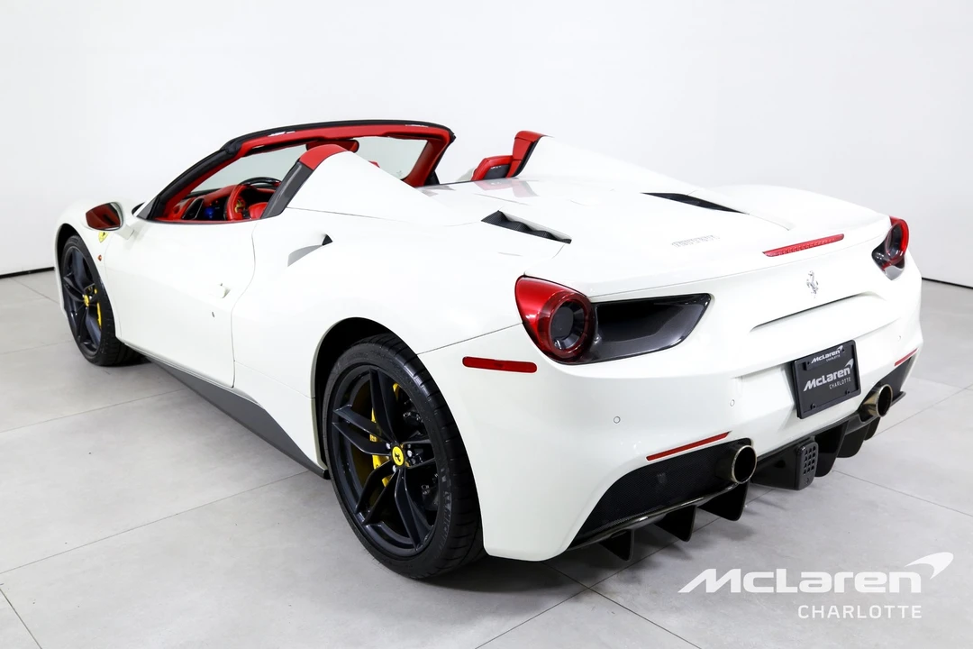 2018 Ferrari 488 - Image 7 of 31