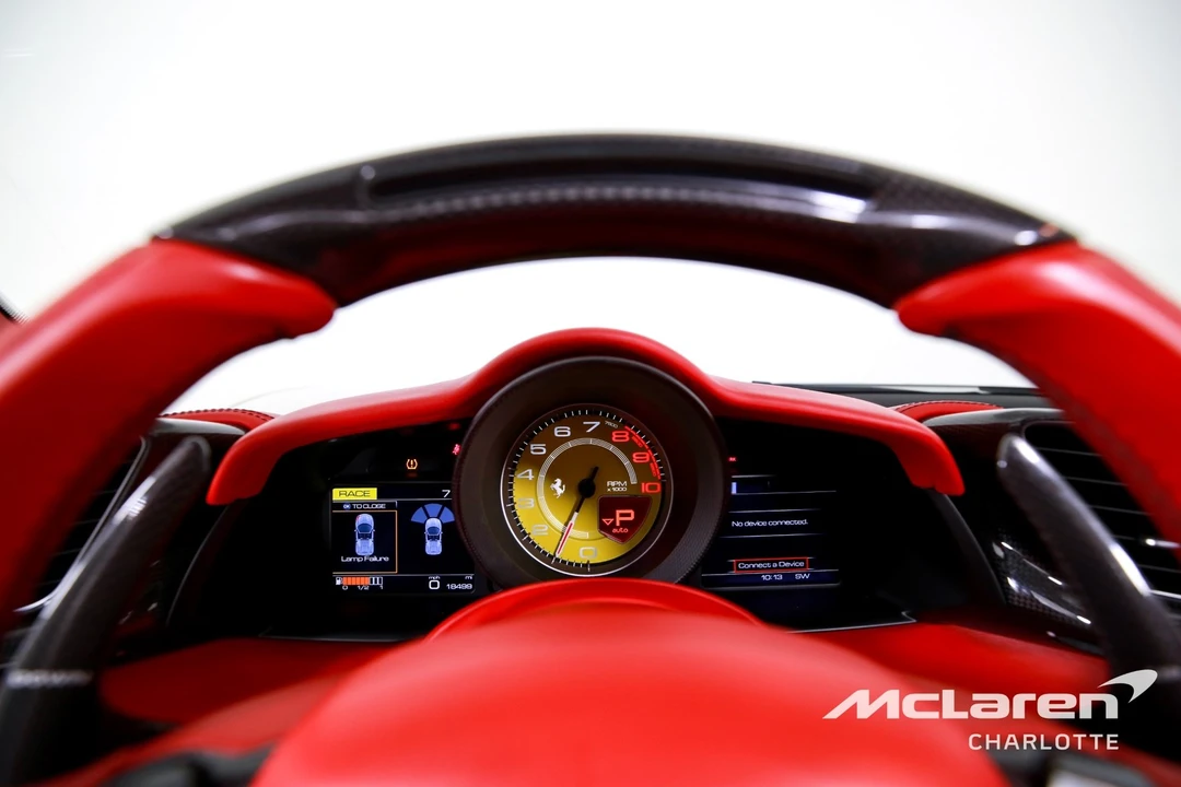 2018 Ferrari 488 - Image 14 of 31
