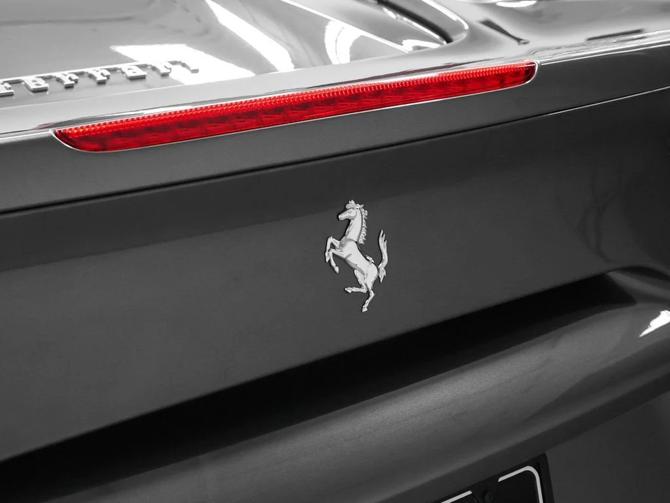 2018 Ferrari 488 Spider - Image 31 of 31