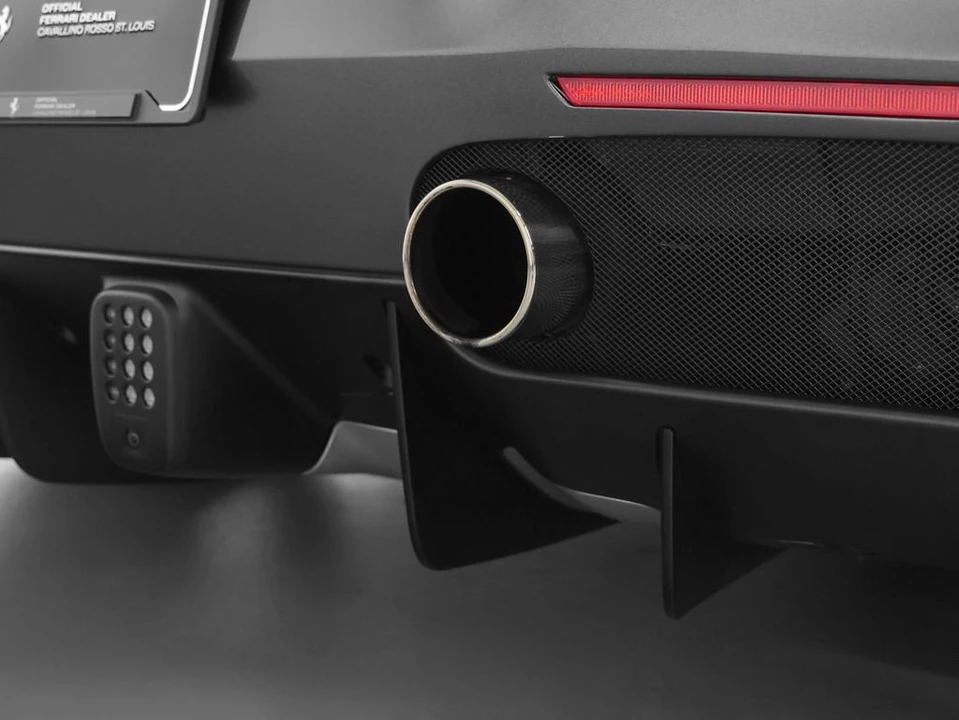 2018 Ferrari 488 Spider - Image 30 of 31