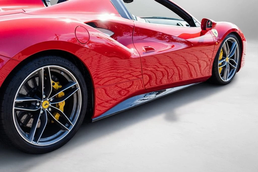 2018 Ferrari 488 Spider - Image 20 of 31