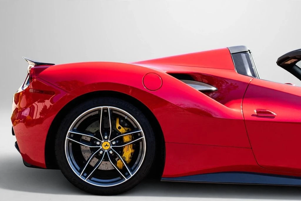 2018 Ferrari 488 Spider - Image 17 of 31