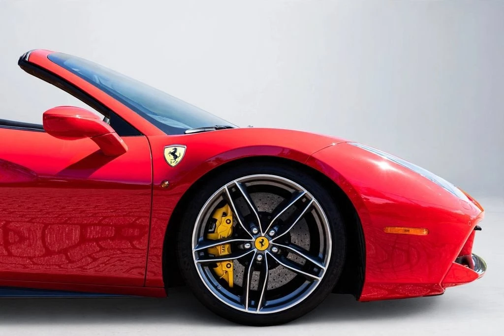 2018 Ferrari 488 Spider - Image 18 of 31