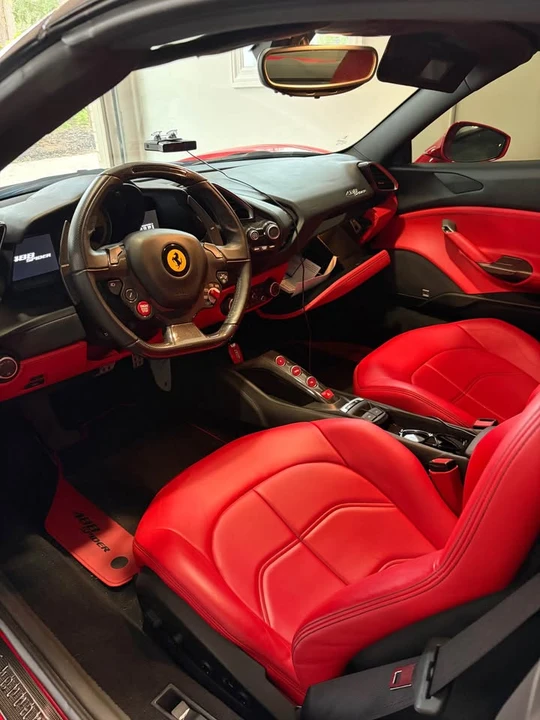 2018 Ferrari 488 Spider - Image 5 of 6