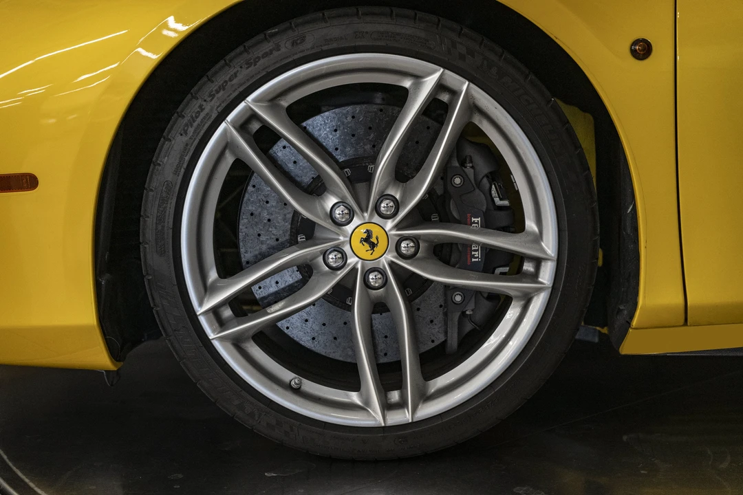 2018 Ferrari 488 Spider - Image 16 of 31