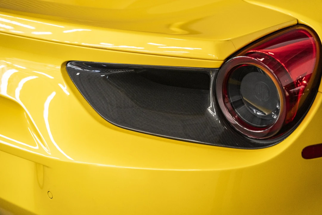2018 Ferrari 488 Spider - Image 25 of 31