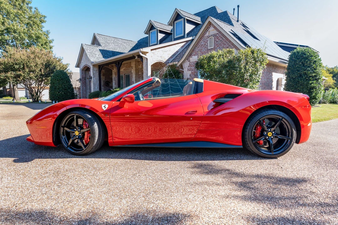 2018 Ferrari 488 Spider - Image 3 of 31