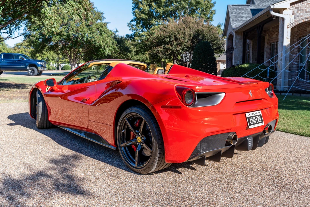 2018 Ferrari 488 Spider - Image 4 of 31
