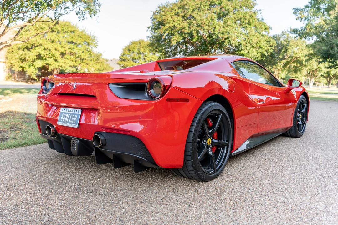 2018 Ferrari 488 Spider - Image 15 of 31