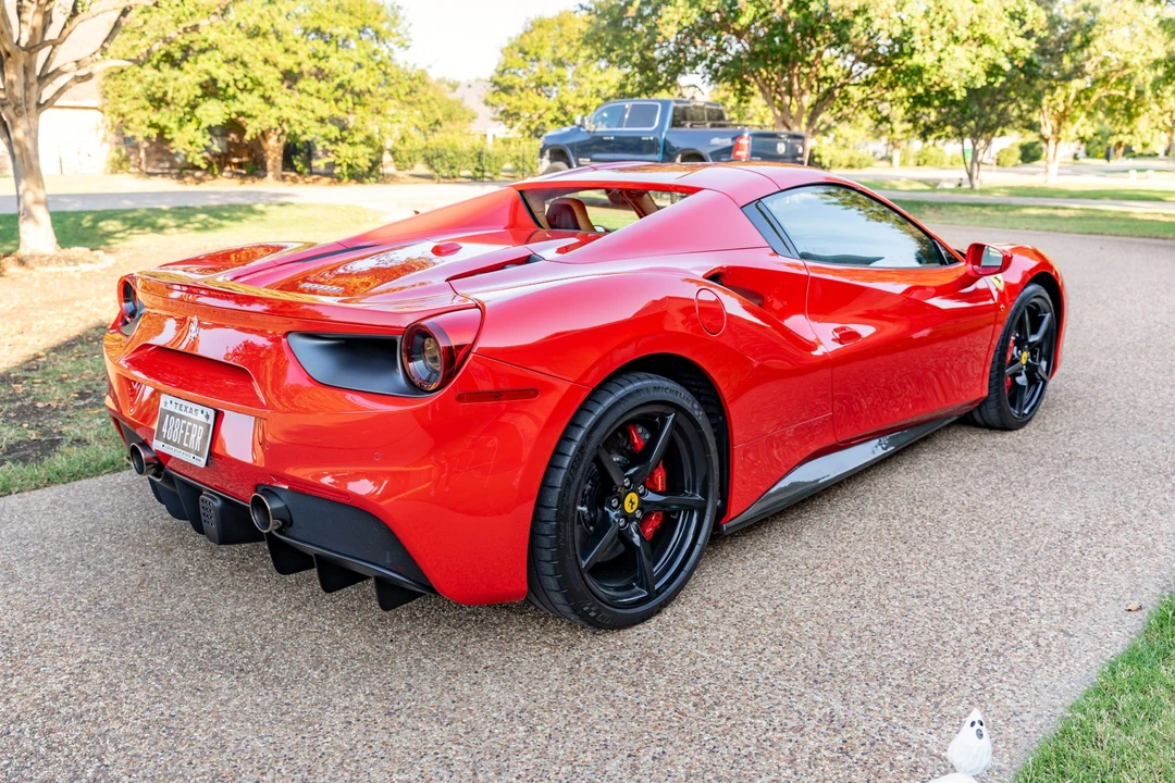 2018 Ferrari 488 Spider - Image 16 of 31