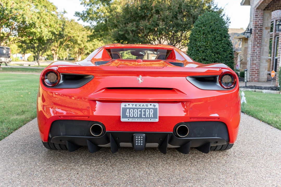 2018 Ferrari 488 Spider - Image 14 of 31