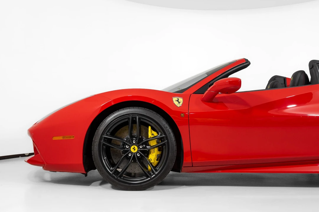 2018 Ferrari 488 Spider - Image 14 of 31