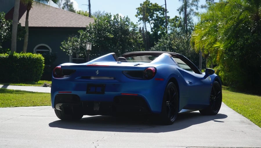 2018 Ferrari 488 Spider - Image 14 of 31