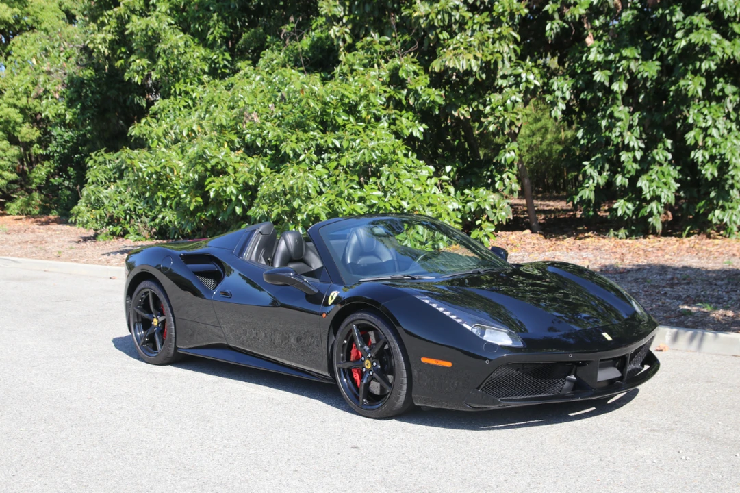 2018 Ferrari 488 Spider - Image 12 of 31