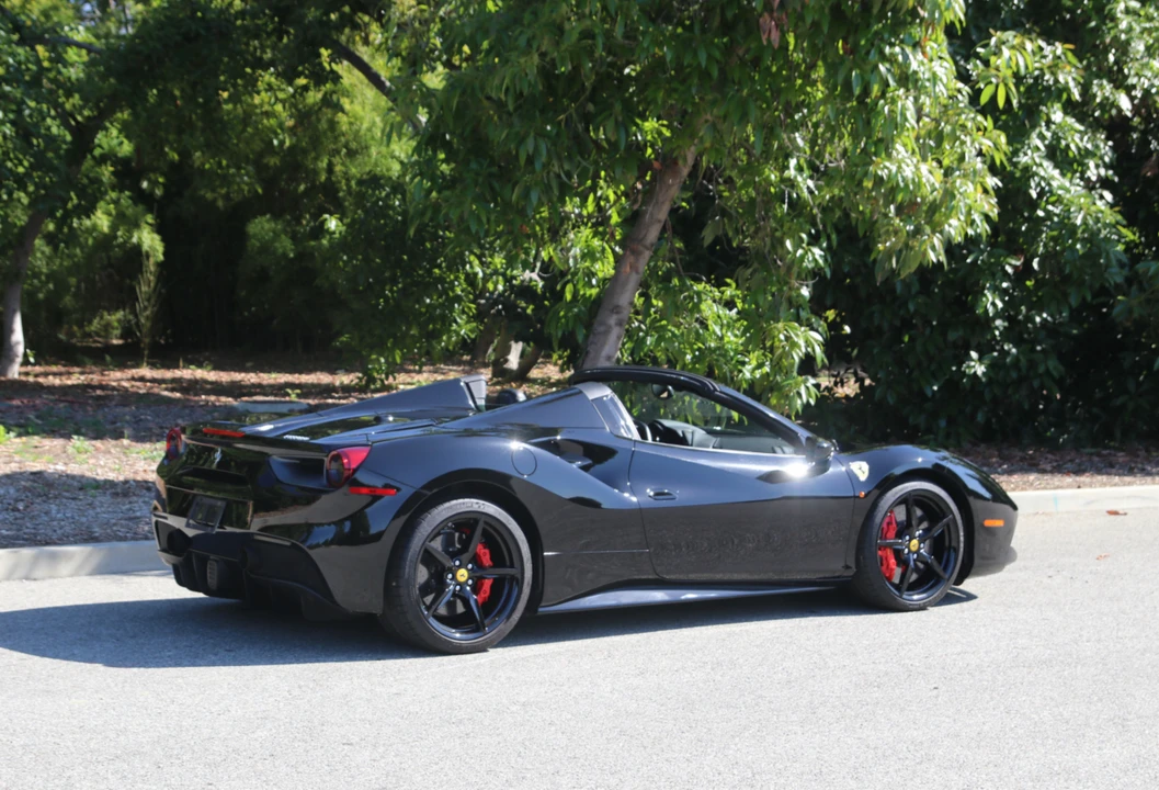 2018 Ferrari 488 Spider - Image 20 of 31