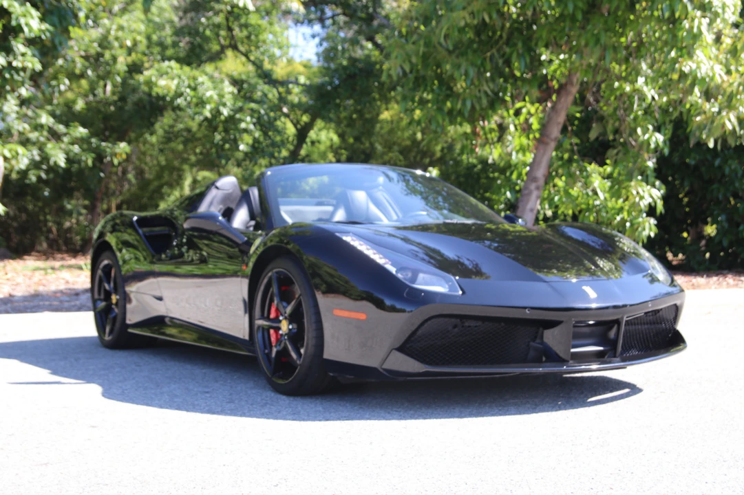 2018 Ferrari 488 Spider - Image 11 of 31