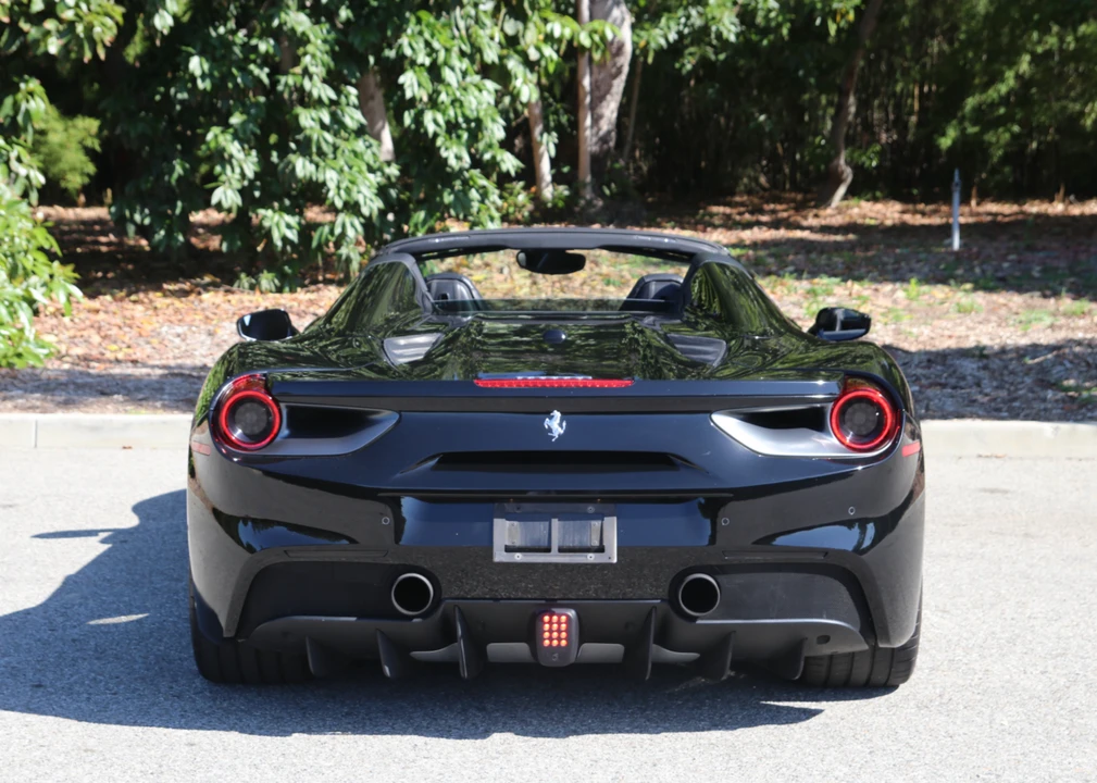 2018 Ferrari 488 Spider - Image 26 of 31