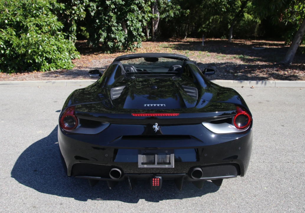 2018 Ferrari 488 Spider - Image 25 of 31