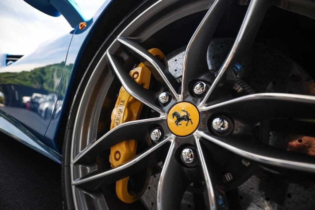 2018 Ferrari 488 Spider - Image 16 of 31