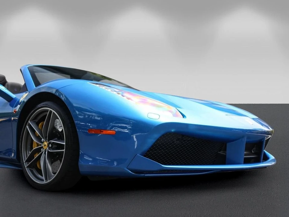 2018 Ferrari 488 Spider - Image 11 of 31