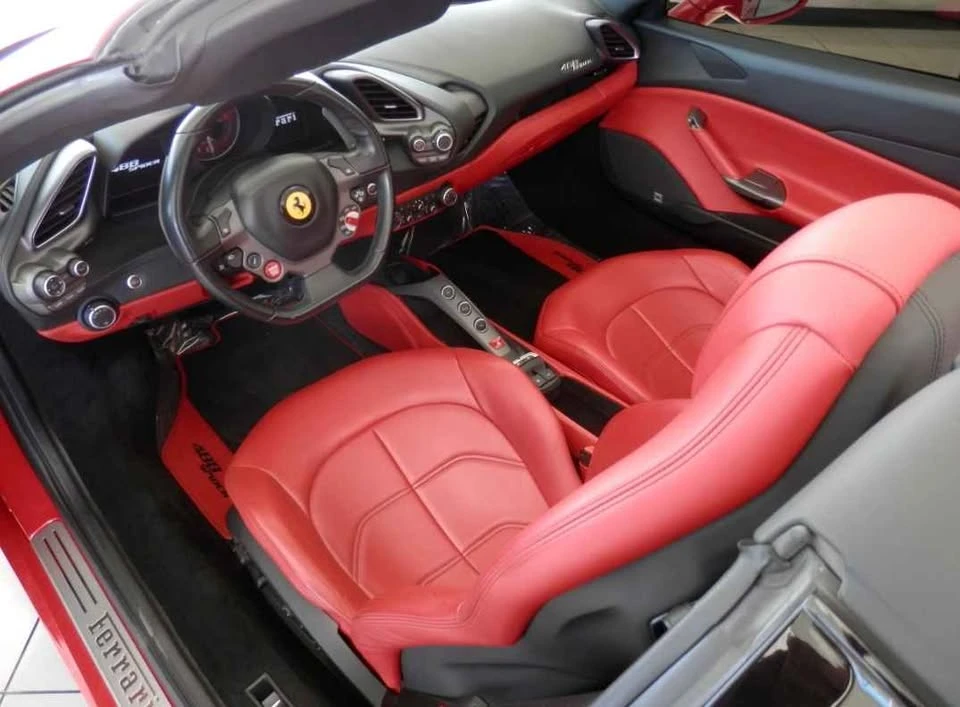 2018 Ferrari 488 Spider - Image 16 of 17
