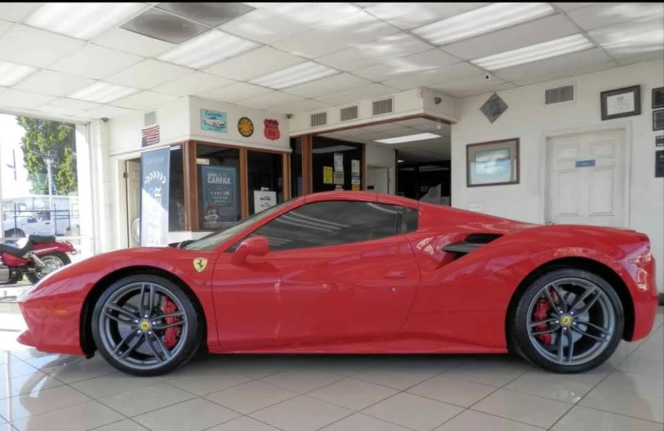 2018 Ferrari 488 Spider - Image 2 of 17