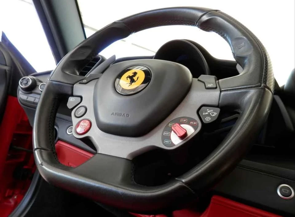 2018 Ferrari 488 Spider - Image 17 of 17