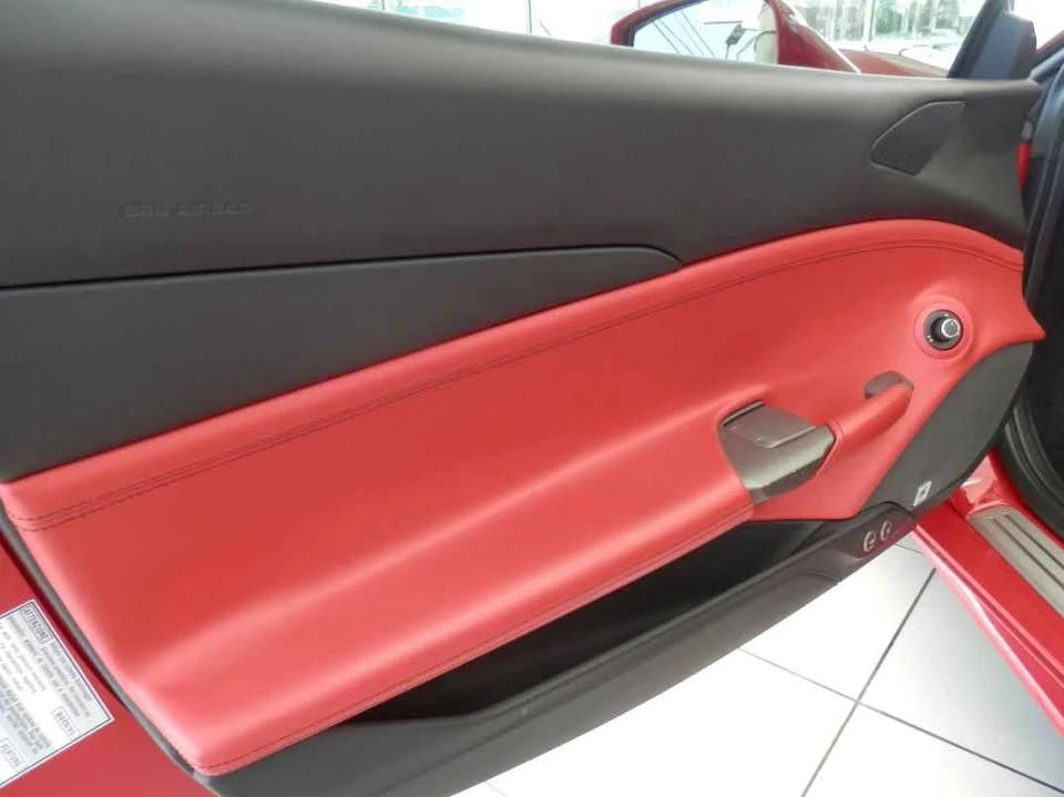 2018 Ferrari 488 Spider - Image 15 of 17