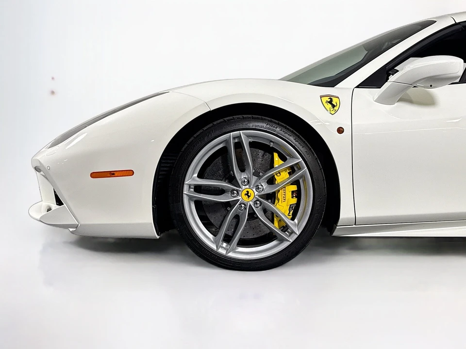 2018 Ferrari 488 Spider - Image 28 of 29