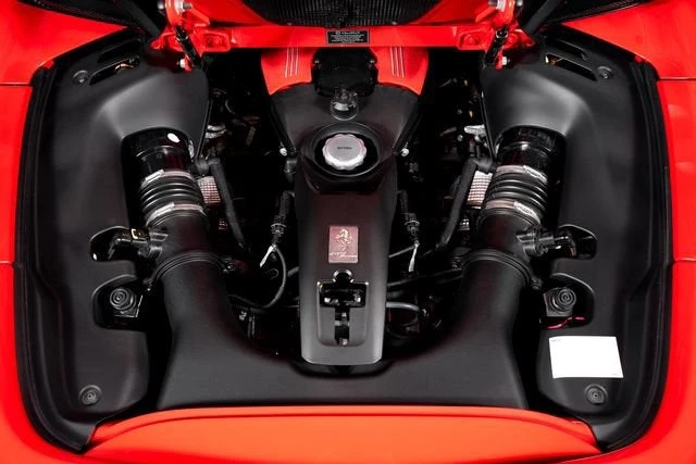 2018 Ferrari 488 Spider - Image 9 of 31