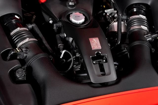 2018 Ferrari 488 Spider - Image 11 of 31