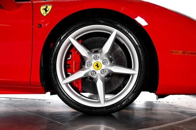 2018 Ferrari 488 Spider - Image 21 of 31