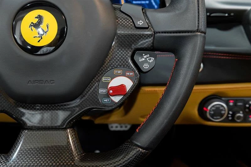 2018 Ferrari 488 Spider - Image 31 of 31