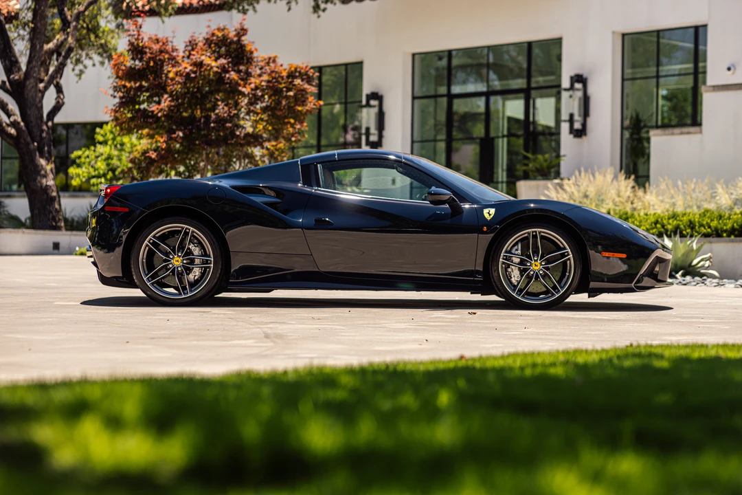 2018 Ferrari 488 Spider - Image 4 of 31