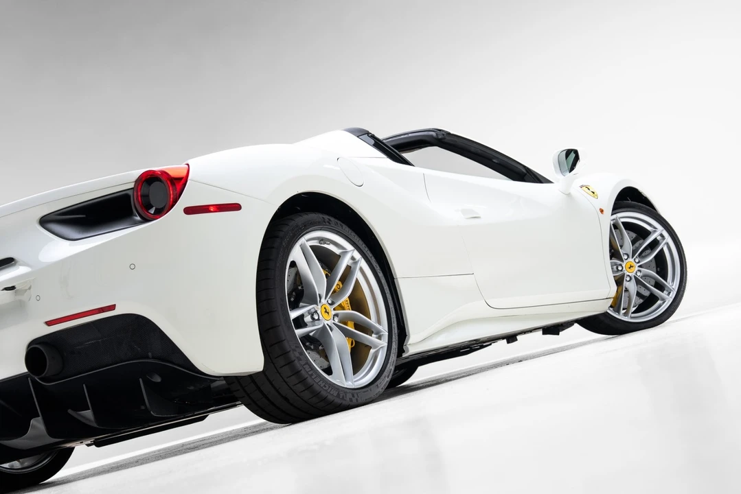 2018 Ferrari 488 Spider - Image 4 of 21