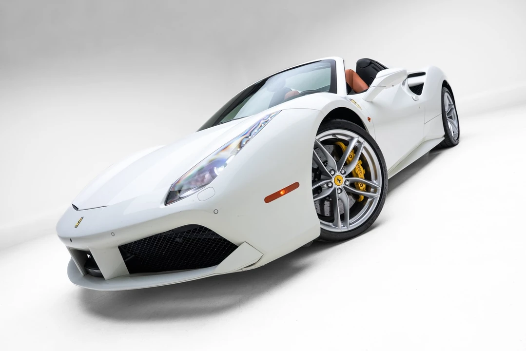 2018 Ferrari 488 Spider - Image 27 of 31