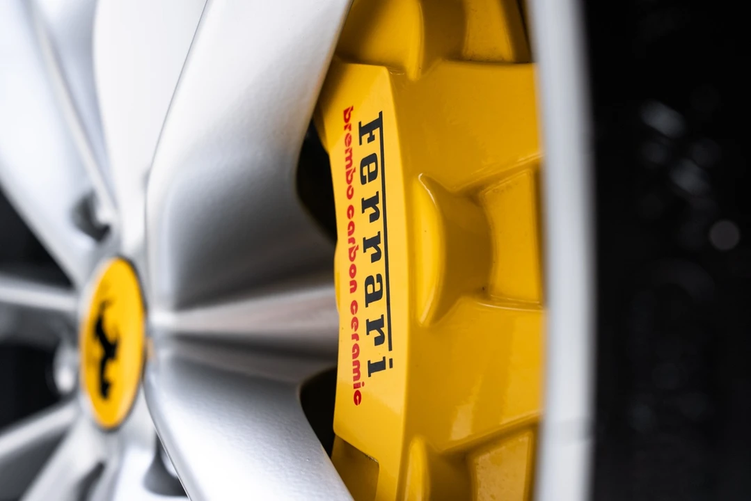 2018 Ferrari 488 Spider - Image 29 of 31