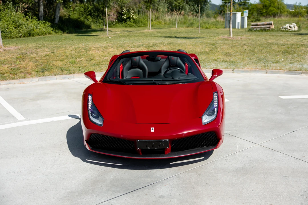 2018 Ferrari 488 Spider - Image 2 of 31