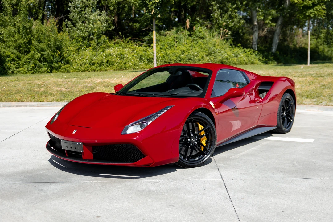 2018 Ferrari 488 Spider - Image 17 of 31