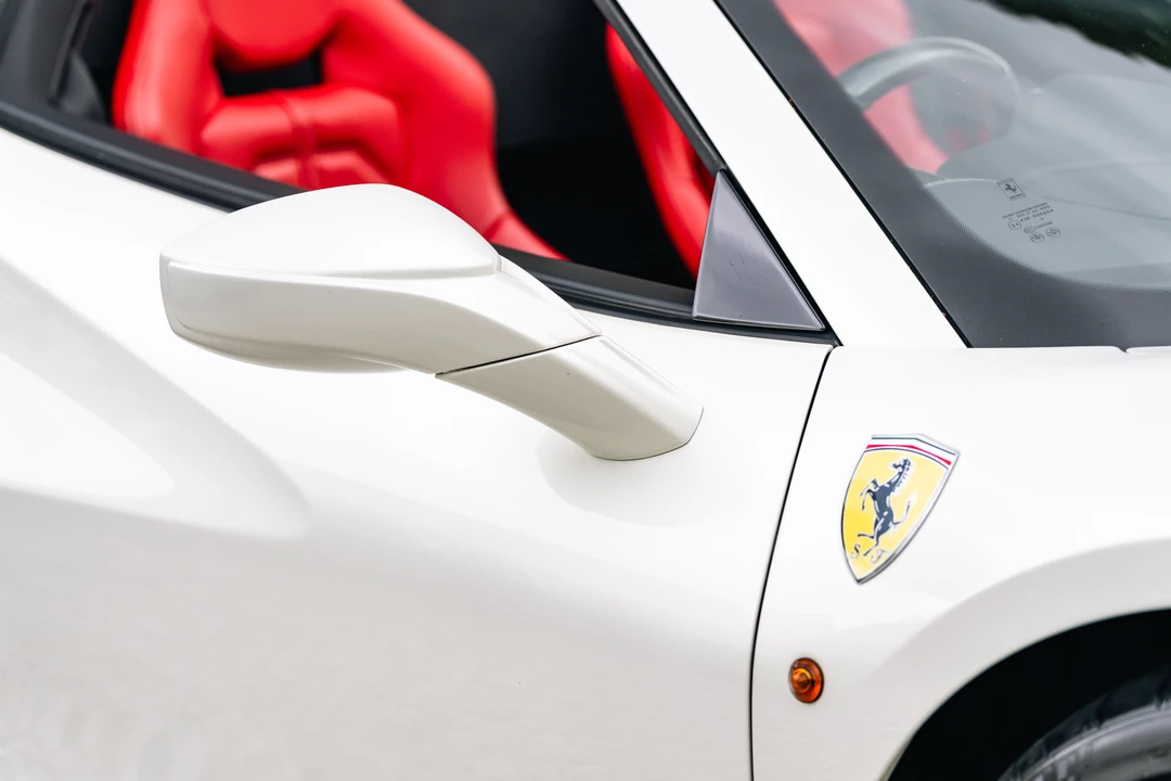 2018 Ferrari 488 Spider - Image 22 of 31