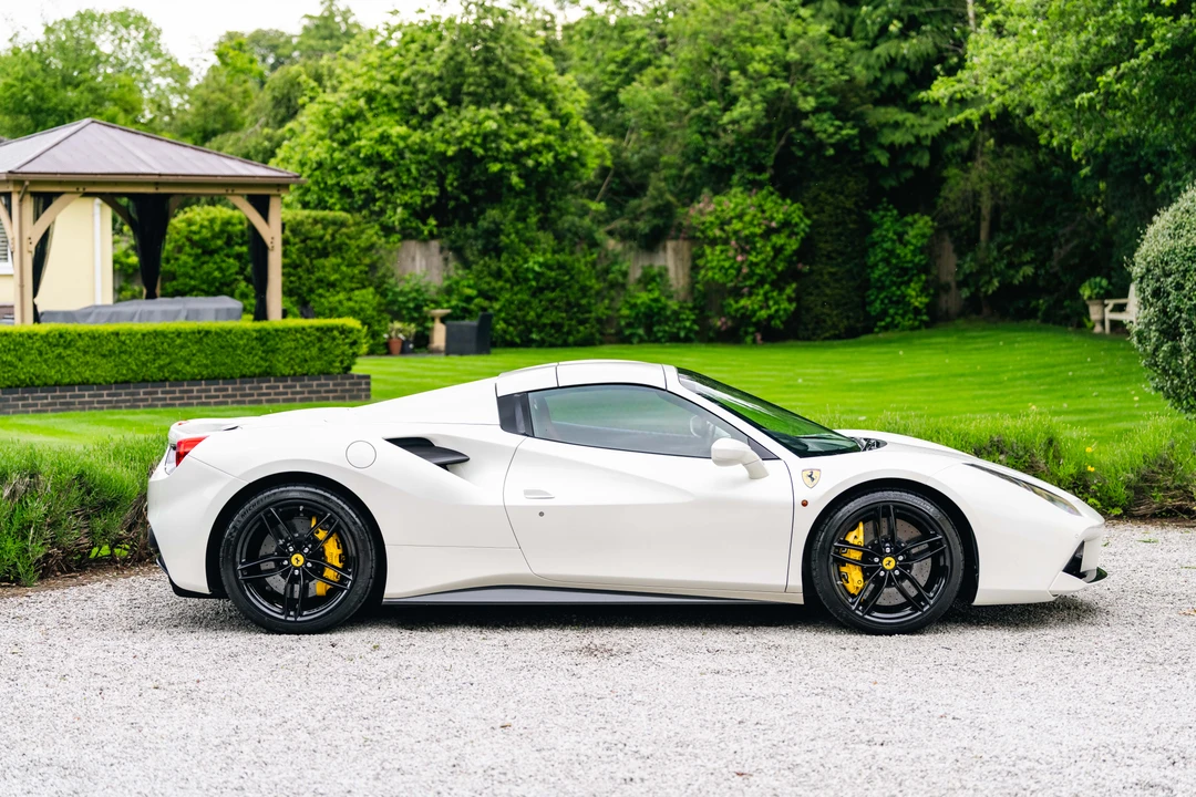 2018 Ferrari 488 Spider - Image 3 of 31