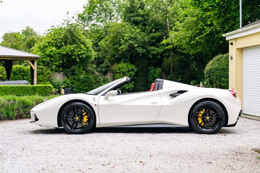 2018 Ferrari 488 Spider - Image 7 of 31